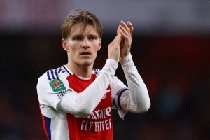 开云体育-加拉：希望厄德高像赖斯对皇马那样站出来，萨卡对决门德斯很有趣