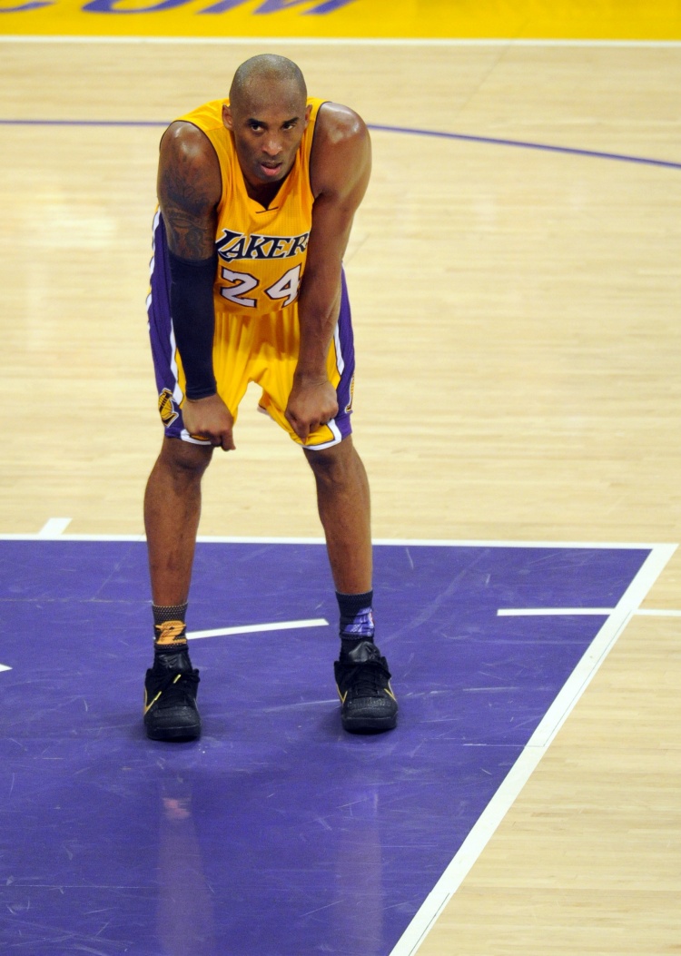 开云娱乐-韦斯利-约翰逊：14年被克莱打爆后科比给我短信 称愿独自对抗一切