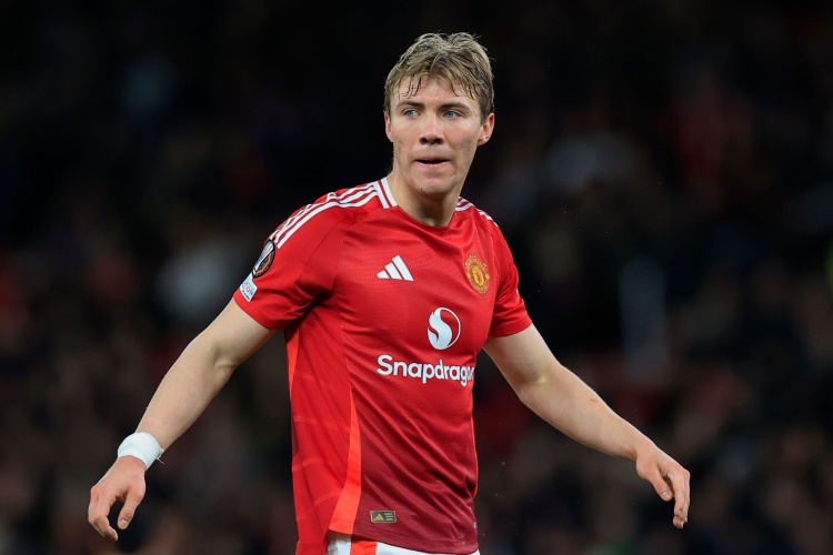 开云-罗马诺：米兰会面霍伊伦经纪人，初步方案600万欧租借+4500万买断